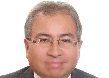 Director de la Carrera de Ingeniería de Redes y Comunicaciones de EPE de la UPC  - Carlos Valdez