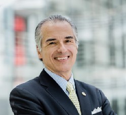 Director de la carrera de Administración de Banca y Finanzas de EPE de la UPC - Andrés Escalante